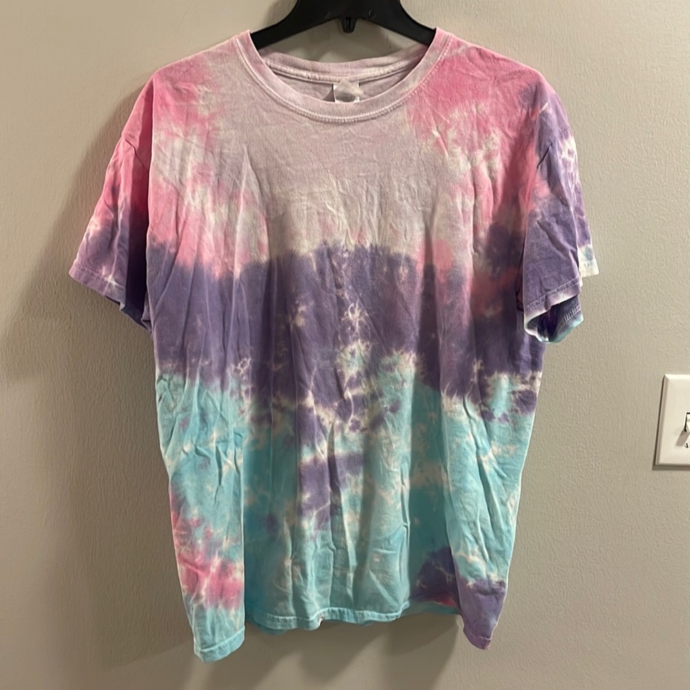 Tie-dye t-shirt